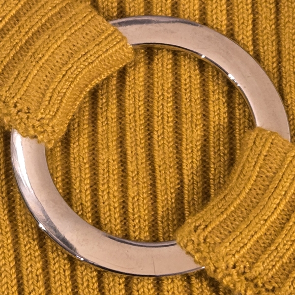 I.N.C Ribbed Short Sleeve Gold Sweater NWT Size Petite Petite - Picture 3 of 8